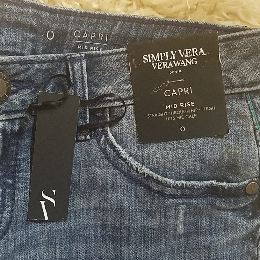 Women's Simply Vera Vera Wang Denim Jeans capris - Picture 2 of 8